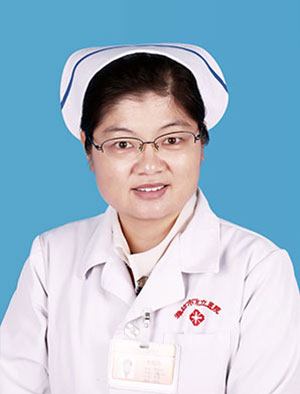 李秋月  優(yōu)秀護(hù)士長(zhǎng)