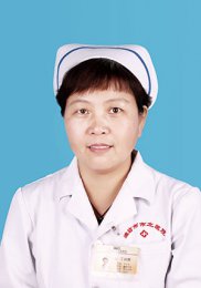 丁麗娜　優(yōu)秀護(hù)士長(zhǎng)